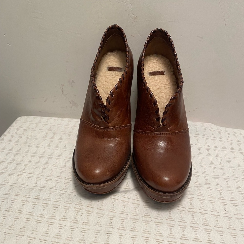UGG Jamison Ankle Boot High Heel Bootie Brown Distressed Leather Shearling Lined